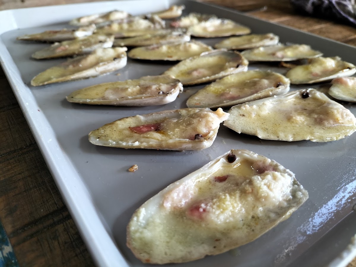 Machas a la parmesana gratinadas