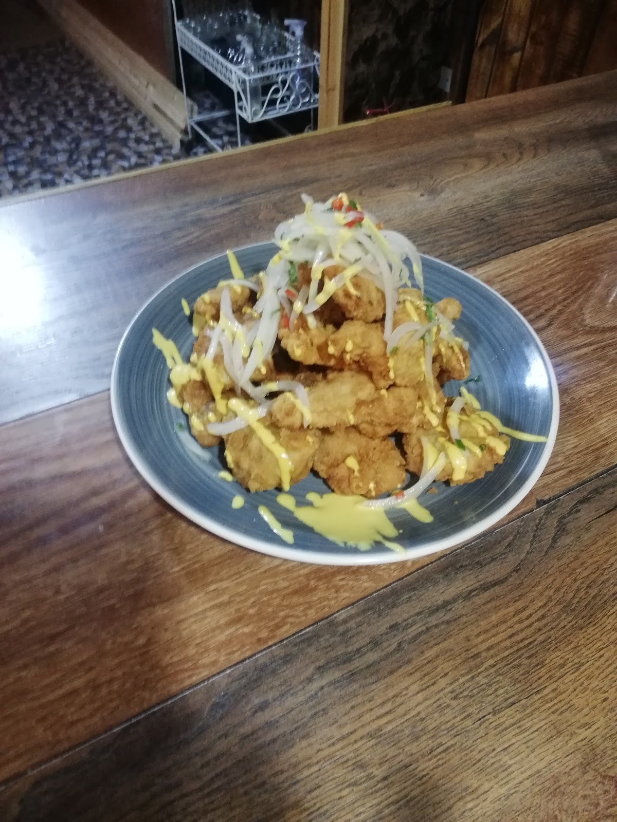 Chicharrones con salsa golf, plato destacado de La Posada de Valparaíso